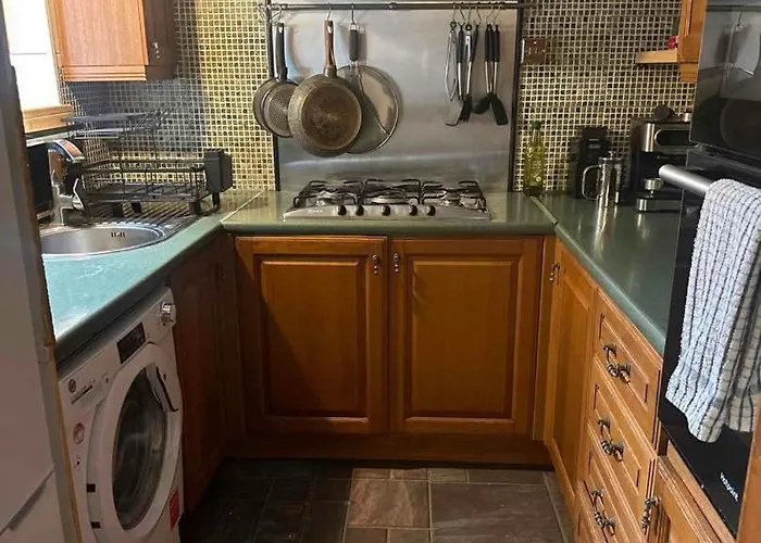 Entire Home In Liverpool