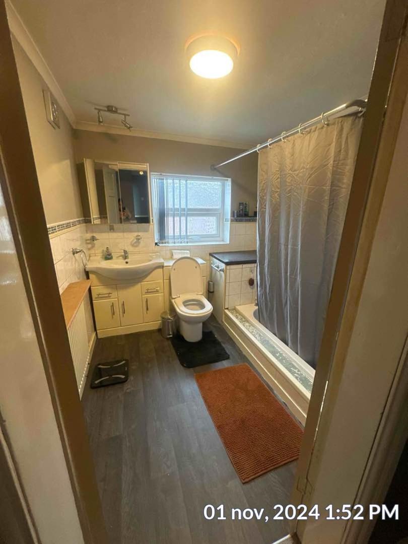 Entire In Apartment